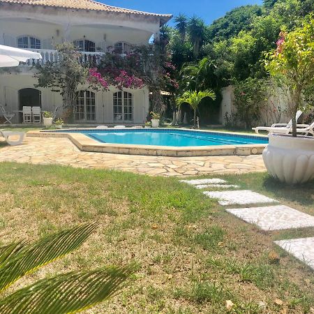 Villa Saint Tropez Cabo Frio Exterior foto